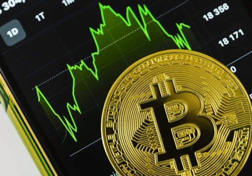 Ostatni raz Bitcoin wysłał taki sygnał pół roku temu. Cena BTC gotowa na silne odbicie?