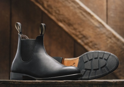 Jakie buty wybrać do chinosów i marynarki? Postaw na balans między elegancją a luzem