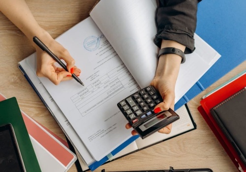 Sezon turystyczny w Gdańsku – jak prowadzić księgowość firmy sezonowe