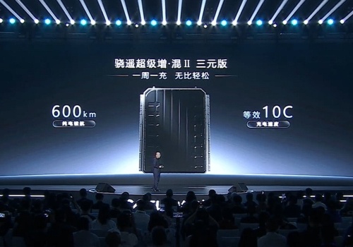 CATL: Ogniwa LFP doszły do ściany. 500-600 km, ~600-700 jedn. WLTP i koniec. Dalej chemia niklowa albo… hybrydy plug-in