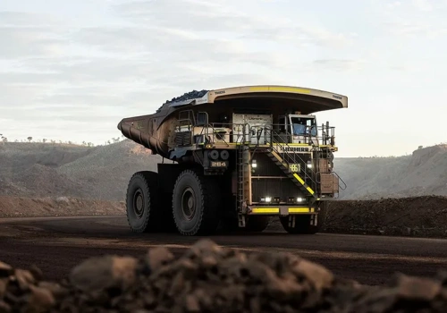 330 ton pod prądem: Liebherr i Fortescue wyznaczają nowy kurs dla górnictwa