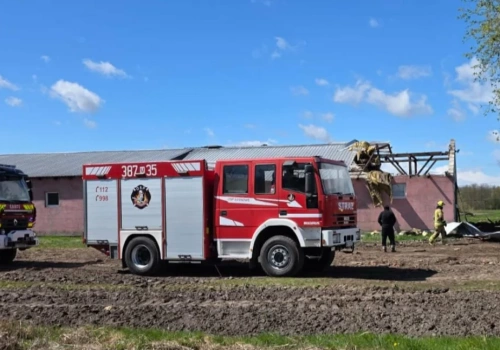 Podsumowanie interwencji po wichurze. 47 wyjazdów strażaków i uszkodzony dach kościoła