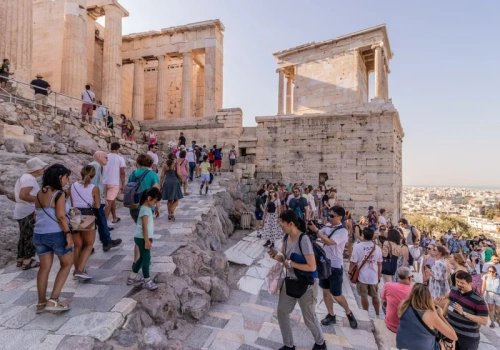 Nie chcą „drugiej Barcelony”. Ograniczenia dla turystów w europejskiej stolicy.