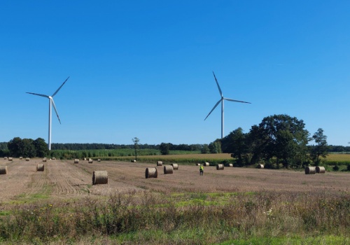 Wielki koncern przejmuje wiatraki Polsce. Akwizycja wzmacnia zielony portfel grupy nad Wisłą