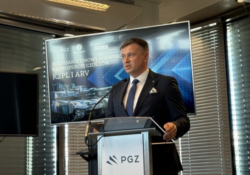 Podpisanie umowy podwykonawczej na produkcję czołgów K2PL i wozów ARV
