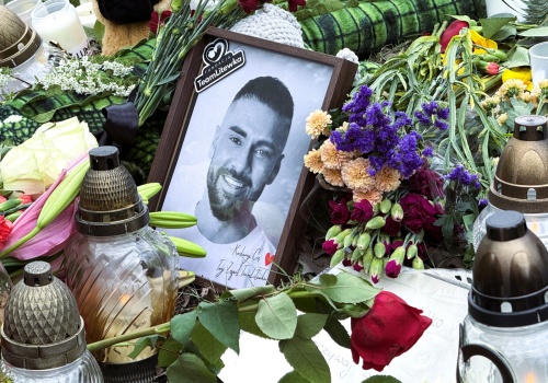 Łukasz Litewka pośmiertnie odznaczony przez prezydenta Karola Nawrockiego. W środę pogrzeb posła z Sosnowca