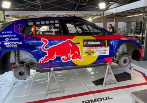 Jos Verstappen dachował w Belgii. Mocne uderzenie zakończyło jego rajd