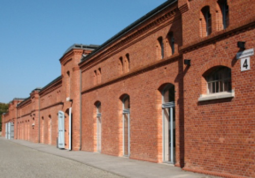 Dotacja resortu kultury na  kolejny etap przekształcania Koszar Dragonów w Olsztynie w kulturalne centrum