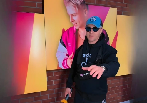 Król latino wchodzi w motoryzację. Nowa linia produktów Skolima