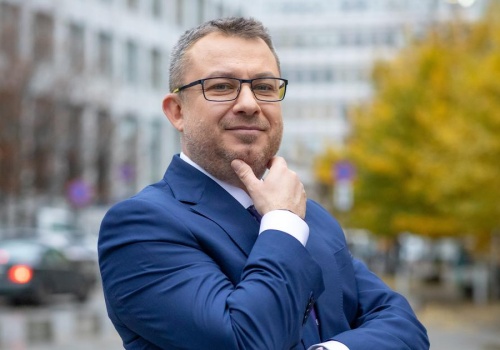 Polimex Mostostal zamierza być szybszy od indeksu. Pracy nie brakuje