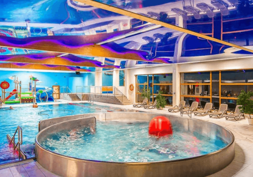 Hotel przy plaży w Krynicy Morskiej 🌊 Aquapark, sauny i dwa posiłki dziennie 🏊