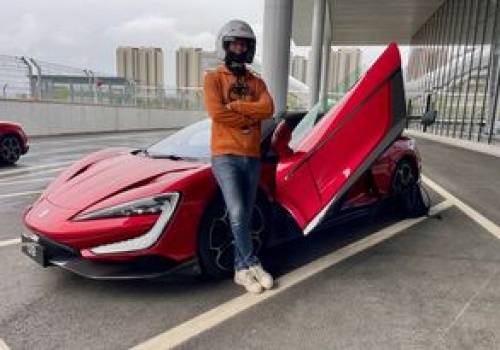 Yangwang U9: chiński przepis na supersamochód