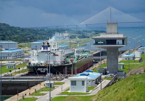 Ogromne zyski Kanału Panamskiego dzięki blokadzie cieśniny Ormuz