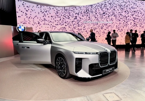 Czy odświeżone BMW Serii 7 utrzyma tron wśród luksusowych limuzyn?