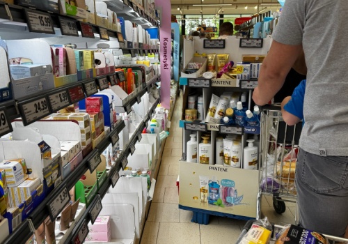 Wielkie zmiany w handlu na majówkę. Sklepy zależne od jednego dnia