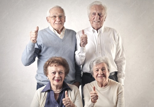 Seniorzy zagłosują bez wychodzenia z domu. Ruszyła procedura zgłoszeń przed referendum 24 maja