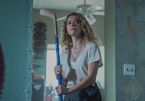 Samotna matka kontra niebezpieczne śledztwo. Teaser Maximum Pleasure Guaranteed