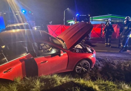 Śmiertelny wypadek pod Opocznem. Wielogodzinne utrudnienia