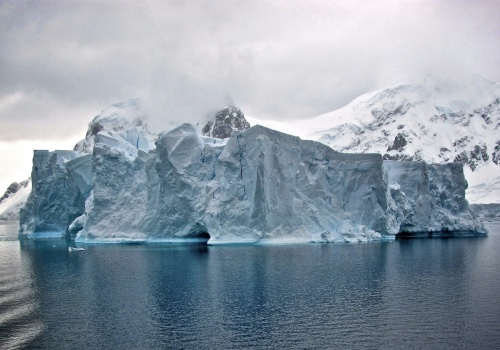 Badania wskazują na to, że pokrywa lodowa Antarktydy rośnie od 2020 roku