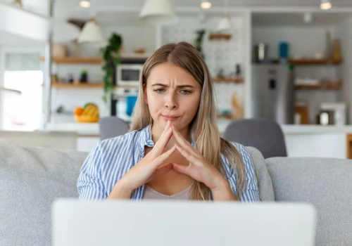 Kto jest podatny na dezinformację medyczną? Zaskakujące wyniki badania