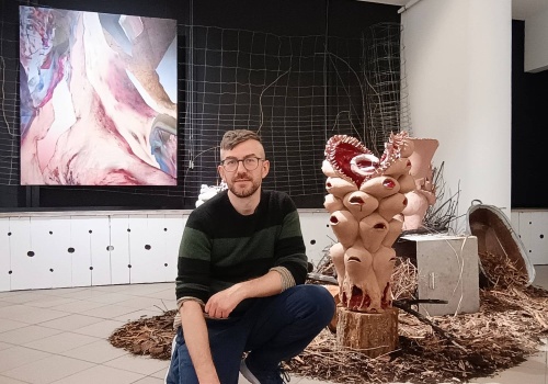 Artystyczne „Ukorzenianie”