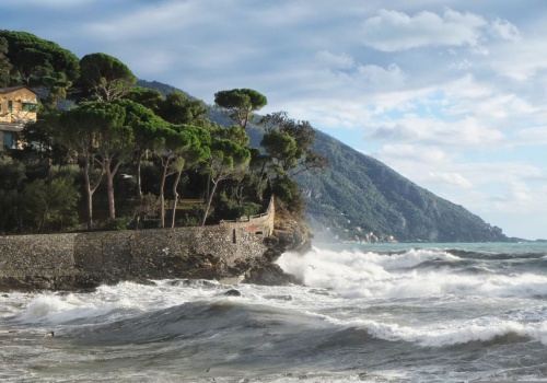 Taniej niż w Sopocie, a widoki jak z pocztówki. Miejsce, które znają nieliczni