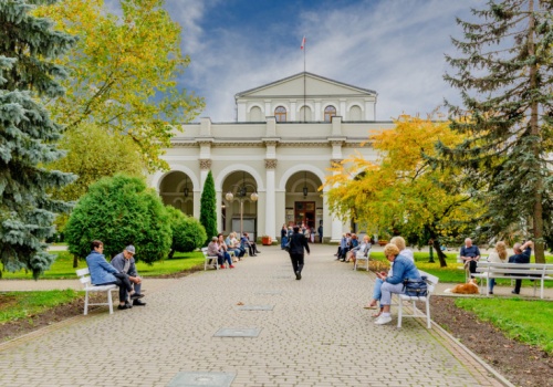 10 000 zł kary w sanatorium. Obsługa łapie nawet w windzie