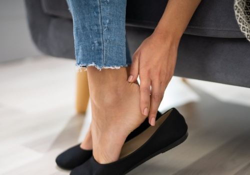 Kupiłeś za małe buty? Tak rozciągniesz je o jeden rozmiar