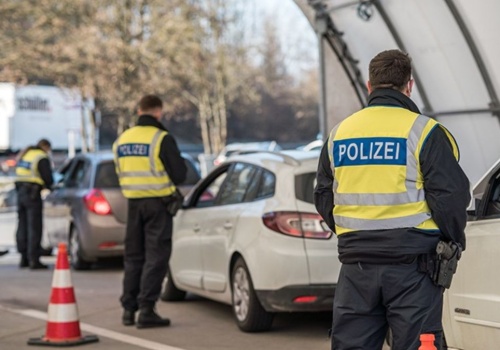 Polak stracił samochód podczas kontroli na granicy z Niemcami. „Nie spłacał rat”