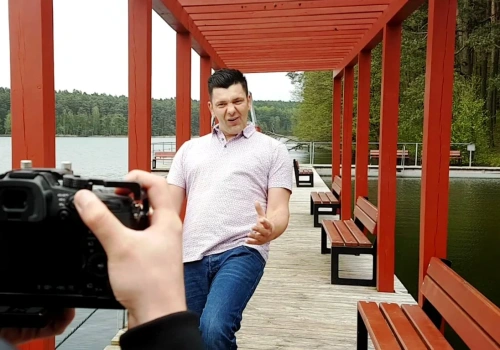 Drezdenko Kubas znów zaskakuje. Premiera nowego singla „Wesele na wsi”