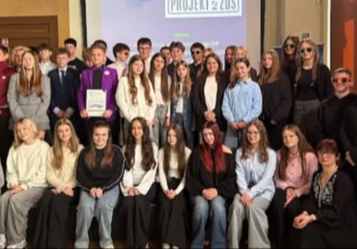 Uczennice zachwyciły jury. Ich praca pojedzie do Warszawy