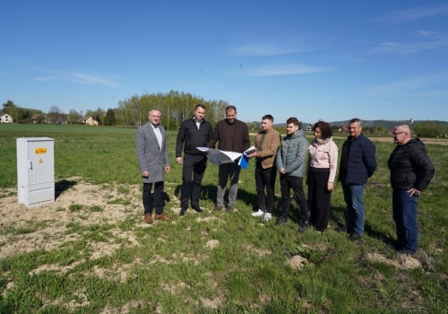 Podpisano umowę na budowę mieszkań w Wesołowie