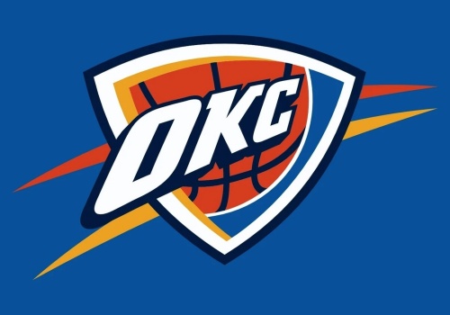 Oklahoma City Thunder pokonują Phoenix Suns i jako pierwsi awansują do półfinałów