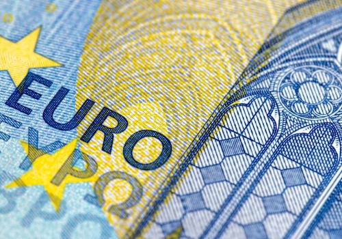 Kurs euro bije głową w 4,25 zł. Rynki walutowe pozostają spokojne