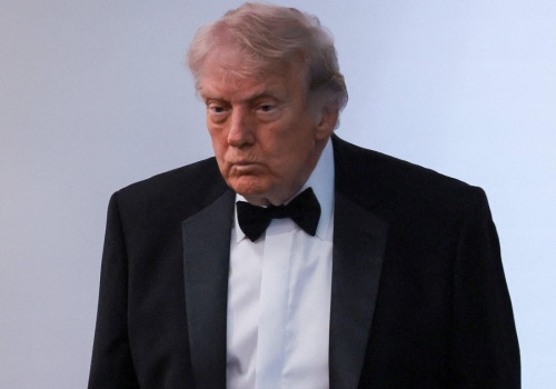 Donald Trump często kpił z tego prezydenta. Może podzielić jego los
