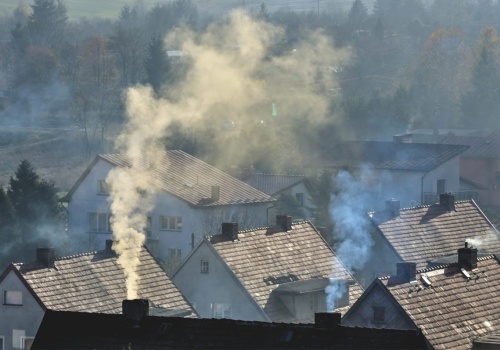Możliwe przekroczenie norm benzo(a)pirenu w powietrzu. GIOŚ ostrzega