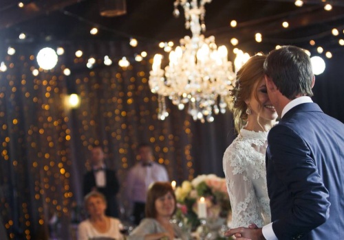 Nie tylko biel. Ten kolor też jest zabroniony na weselu. 