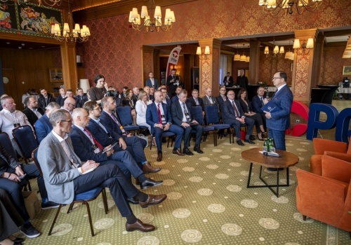 Rozważania o miejscu Polski w motoryzacyjnym świecie – Klub PGM 2026