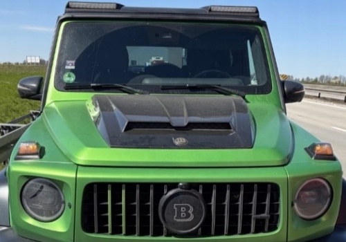 Spektakularny pościg na A4 za skradzionym Mercedesem. Auto warte ponad milion