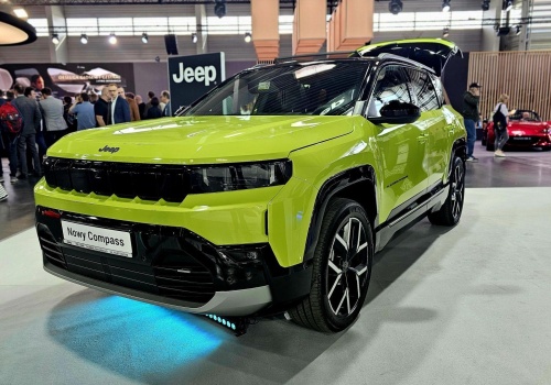 Nowy Jeep Compass zwiększył ruch w salonach, ale fani marki nie wybaczą jednego