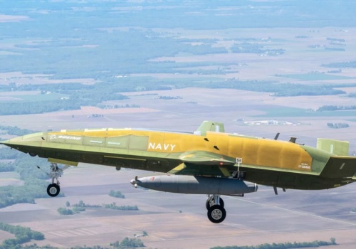 Dron, który zmieni oblicze bitwy. Myśliwce bez konieczności lądowania