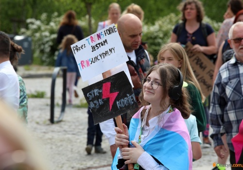 Olsztyn. W 2025 roku podwoiła się liczba osób, które zmieniły oznaczenie płci w dokumentach