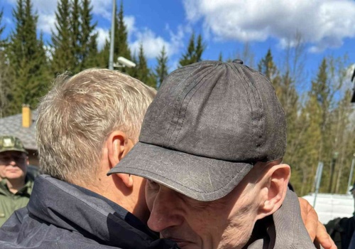 Andrzej Poczobut wolny. Wymiana na granicy