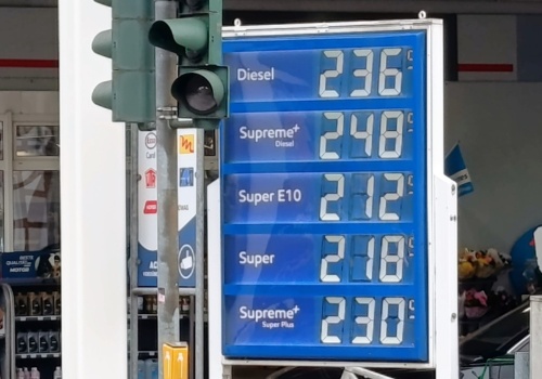 Niemcy prognozują: ON za 3,3 euro. Co dalej z rolnictwem za Odrą i nad Wisłą?