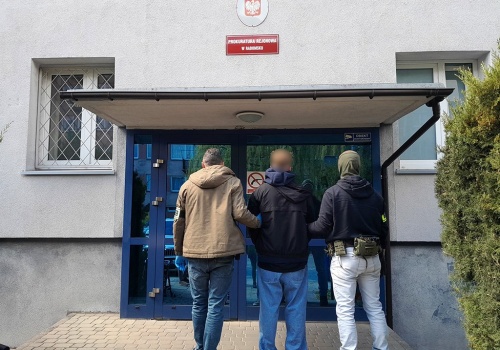 Ukraińcy podrabiali dokumenty polskich uczelni