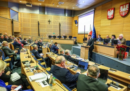 Miliony na kulturę i ratownictwo. Sądecczyzna z konkretnym wsparciem po sesji Sejmiku