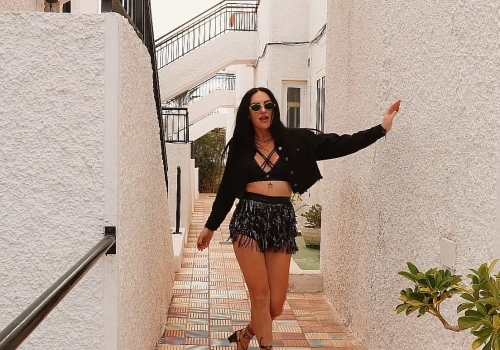 Paulina Basa i Blue Eyes z mocnym singlem pt. „Chyba bolą Cię nogi”