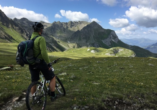 Trasy rowerowe Małopolskie – najlepsze kierunki na niezapomniane wycieczki rowerowe