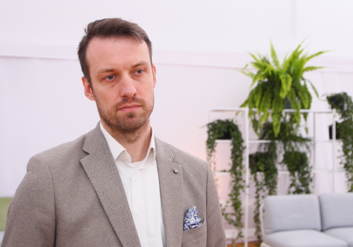 Niedobory wody stają się coraz większym problemem dla gospodarki. Przemysł angażuje się w odzyskiwanie zasobów