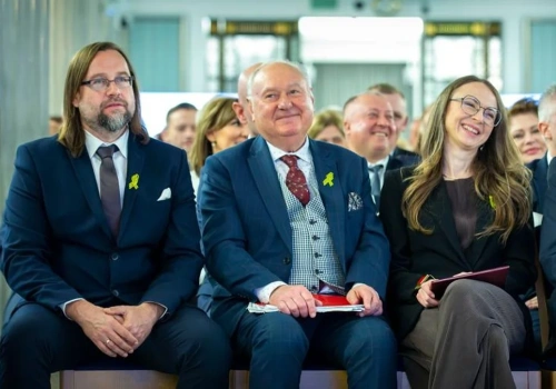 Bez etatu, pracy, ochrony. Szef PIP ostro: to dehumanizacja